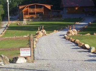 1034 Swannsylvania Rd, Dandridge, TN 37725