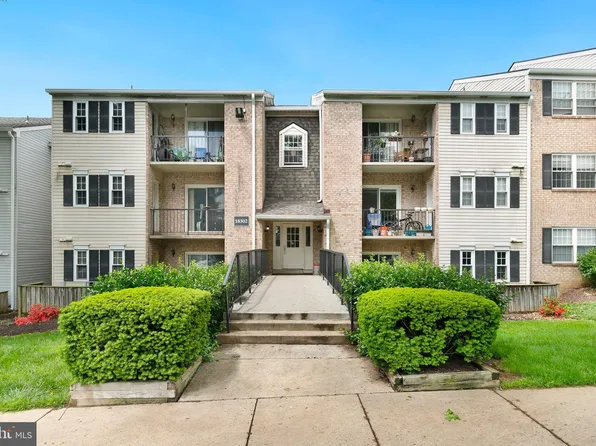 18302 Streamside Dr APT 102, Gaithersburg, MD 20879