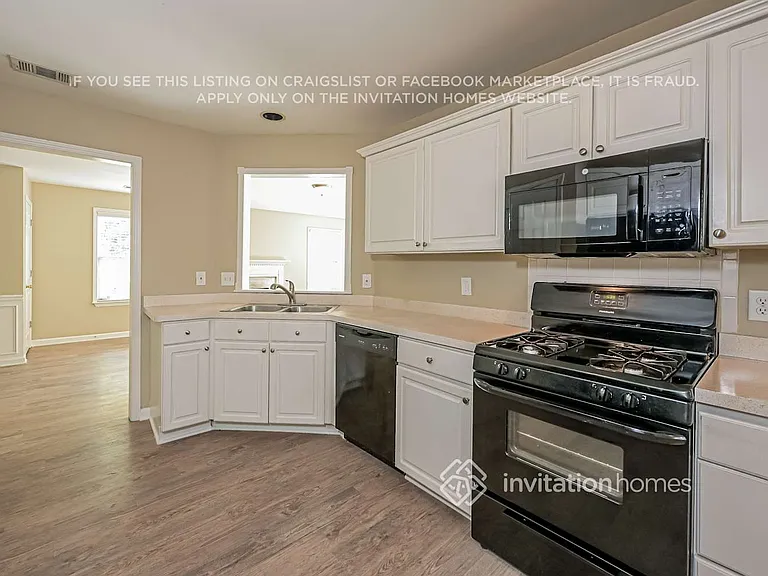 1116 Short Line Ct — Photo 9