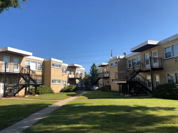 1104 W Hawthorne St, Arlington Heights, IL 60005