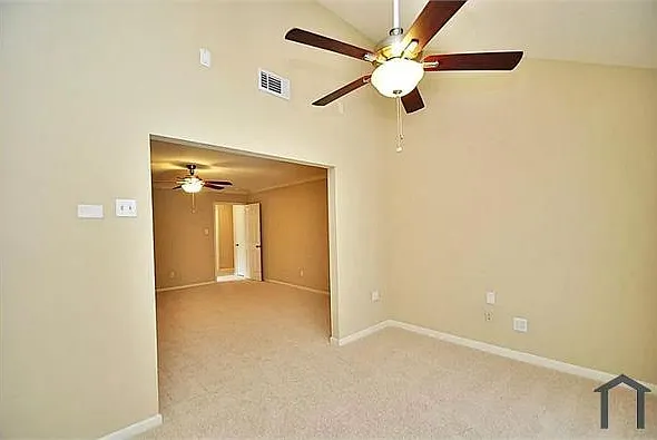 10030 Windriver Dr — Photo 6