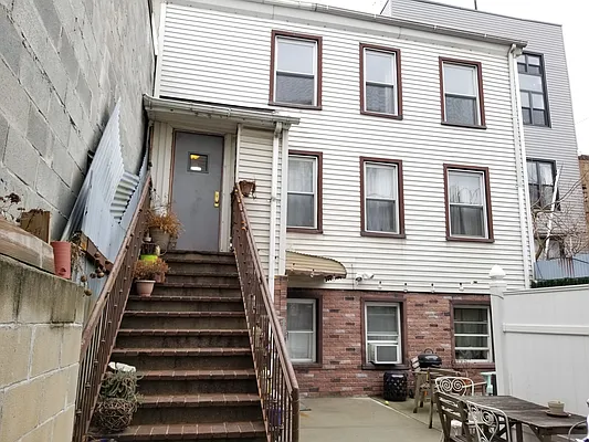 Rented by Corcoran | media 18