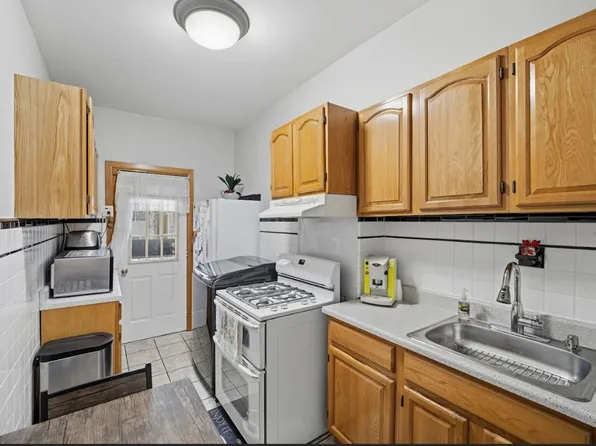 20-15 Menahan Street image 19 of 38