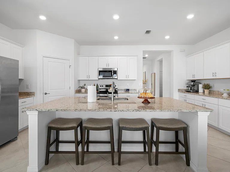 1889 Saddlewood Cir — Photo 5