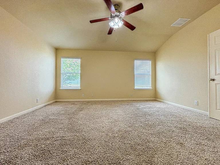 923 Avery Pkwy #2 — Photo 15