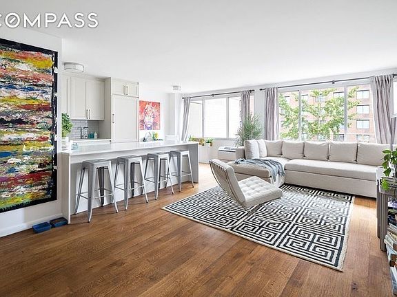 3rd image of 95 W 95th St APT 26E