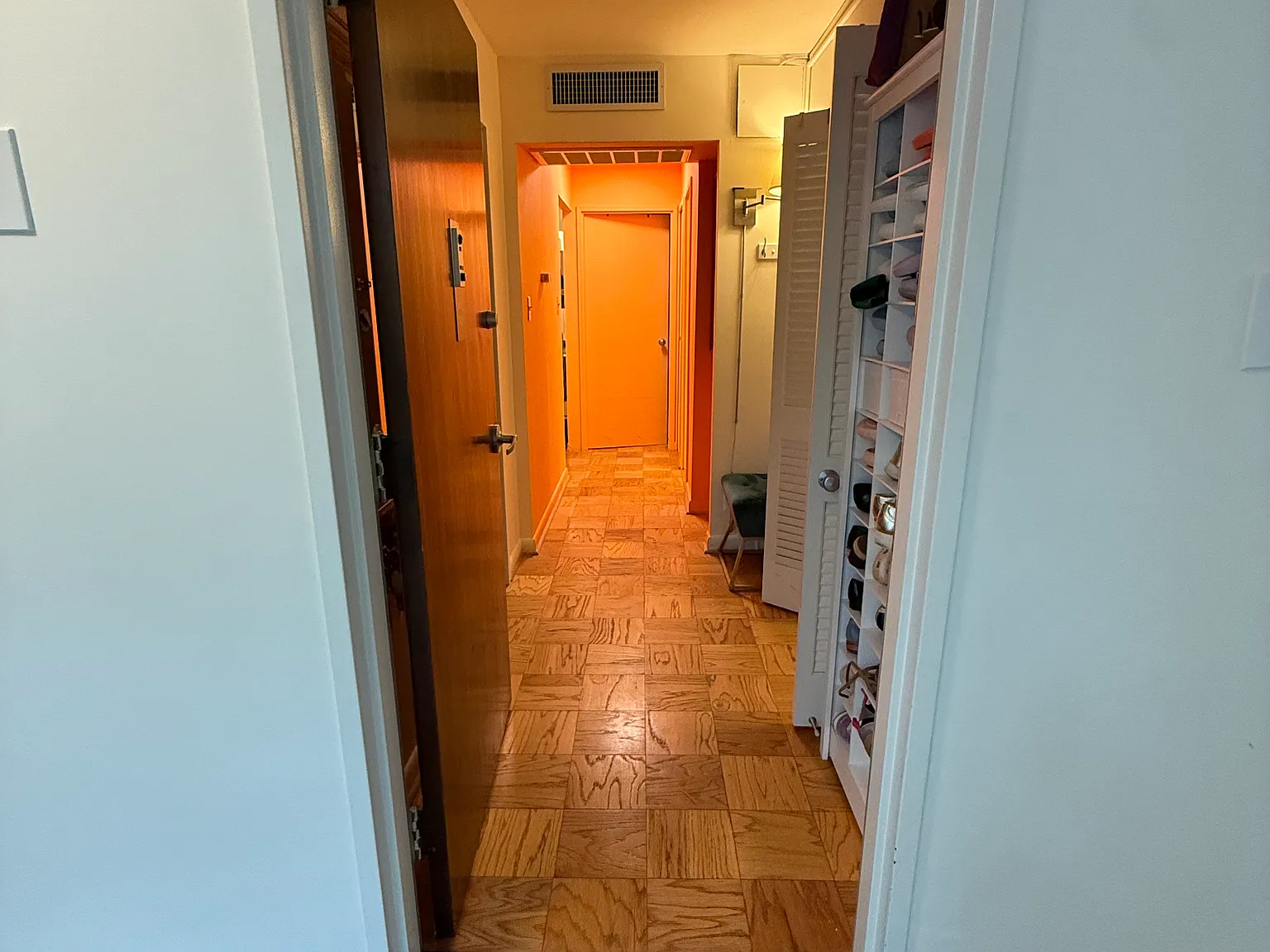 1 bed, 810 sqft, $2,650 — Photo 2