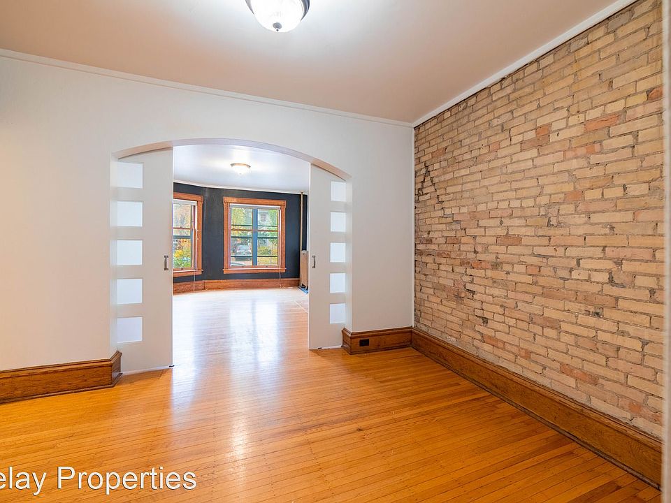1st image of 515 5th Ave SE #10246199