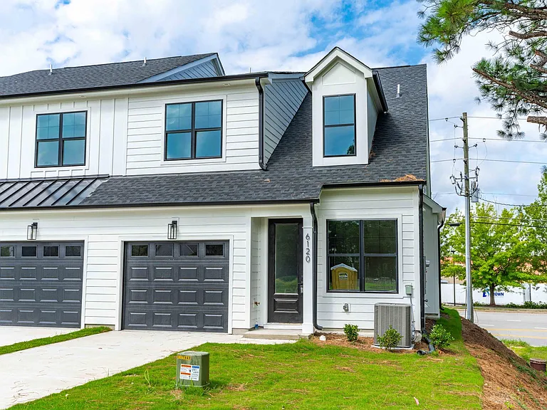 6104 Fox Rd — Photo 1