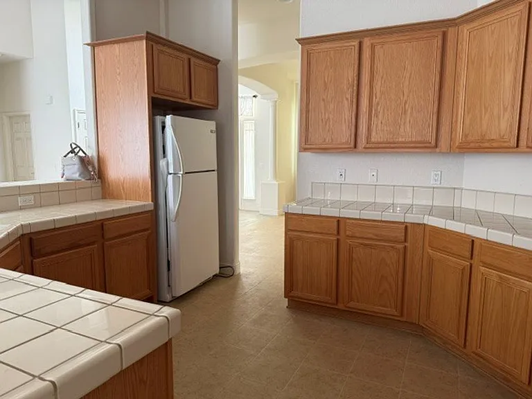 3524 Silverado Dr — Photo 17