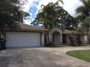 1938 SW Airoso Blvd, Port St Lucie, FL 34984