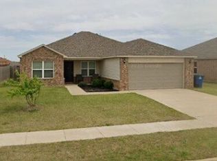 316 Karlee Ln, Newcastle, OK 73065