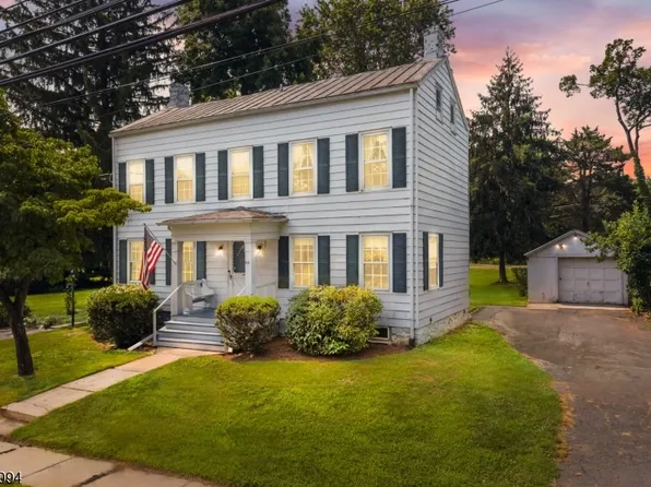 65 Washington St, Rocky Hill Boro, NJ 08553