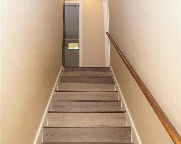 6525 Hart Ln — Photo 13