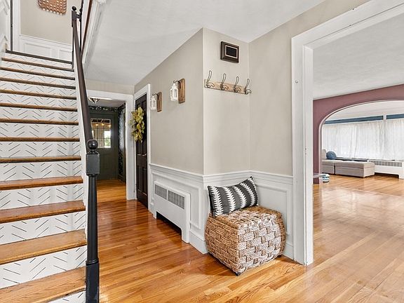 2nd image of 600 Plymouth St