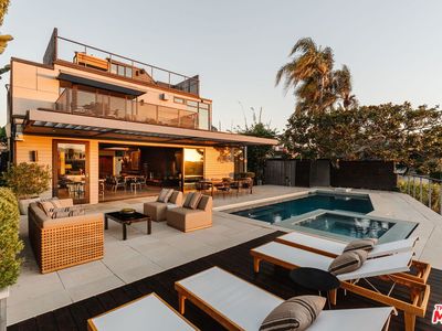 721 Adelaide Pl, Santa Monica, CA, 90402