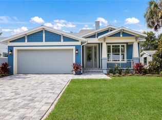 2433 Arlington St, Sarasota, FL 34239