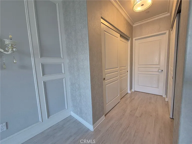 11 S 3rd St #410 — Photo 17