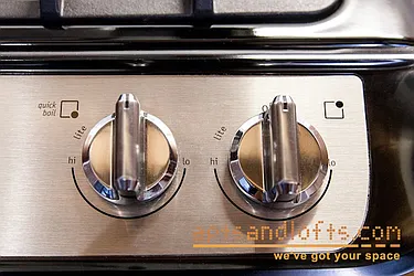 Rented by aptsandlofts.com