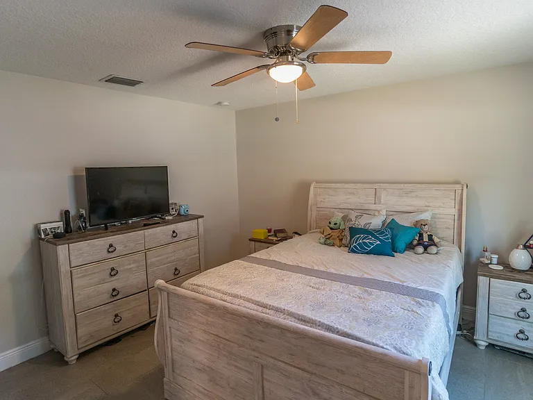 1517 N Grandview St #1 — Photo 75