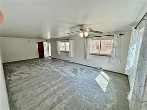 3 bed, $2,000 — Photo 4