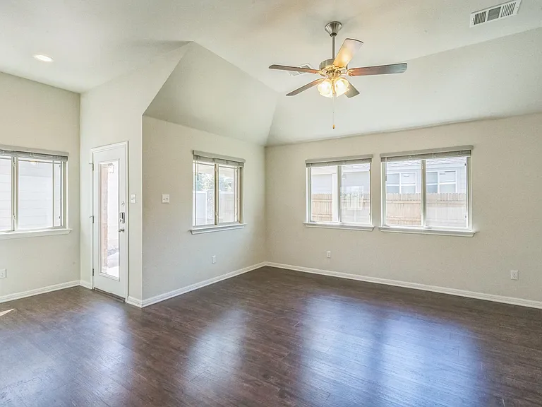 120 Lasino Dr — Photo 12