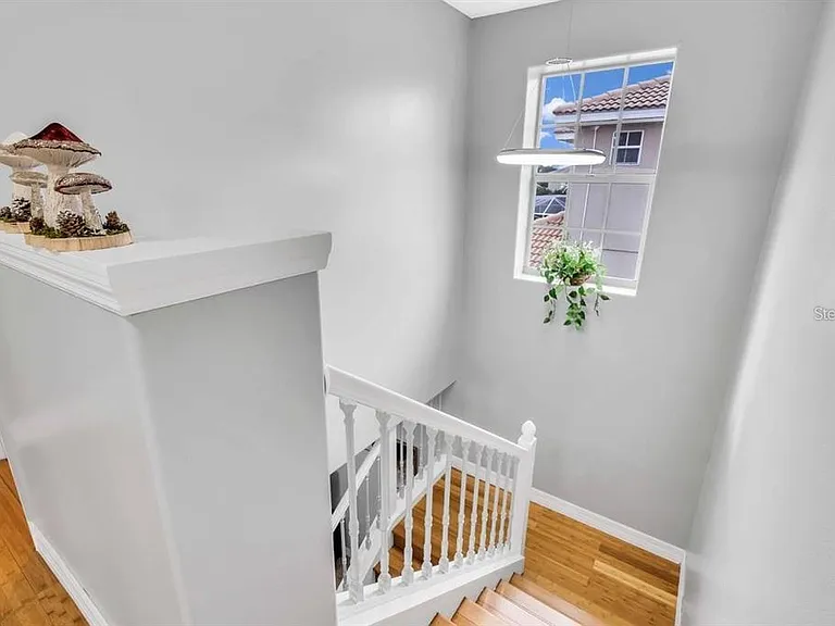 241 Vista Loop — Photo 8