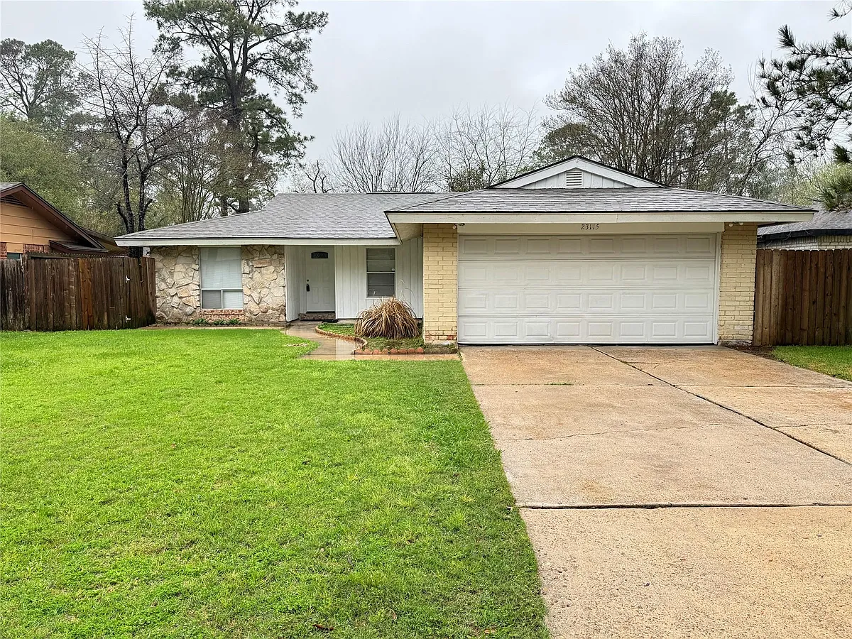 Building Photo - 23115 Ludgate Dr