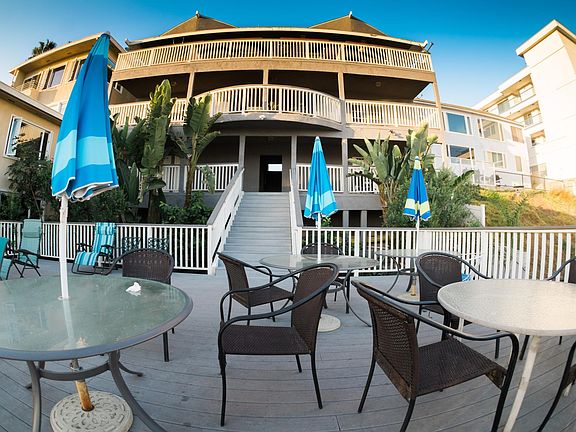 4th image of 1078 E Ocean Blvd APT 12