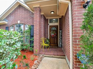 1110 Merribrook Ln, Pearland, TX 77581