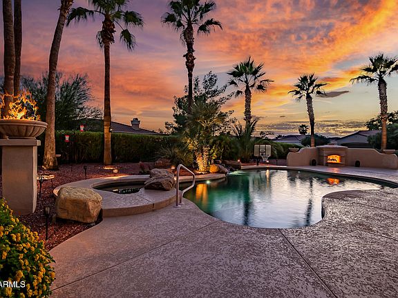 3rd image of 13441 W LA VINA Drive
