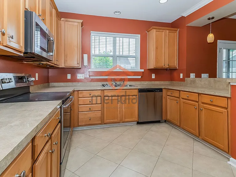 131 Red Leaf Blvd — Photo 6