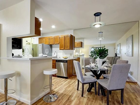 4th image of 853 Woodside Way APT 129