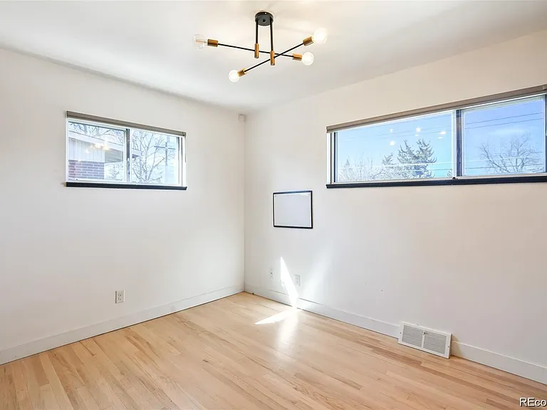 9309 Highland Pl — Photo 9