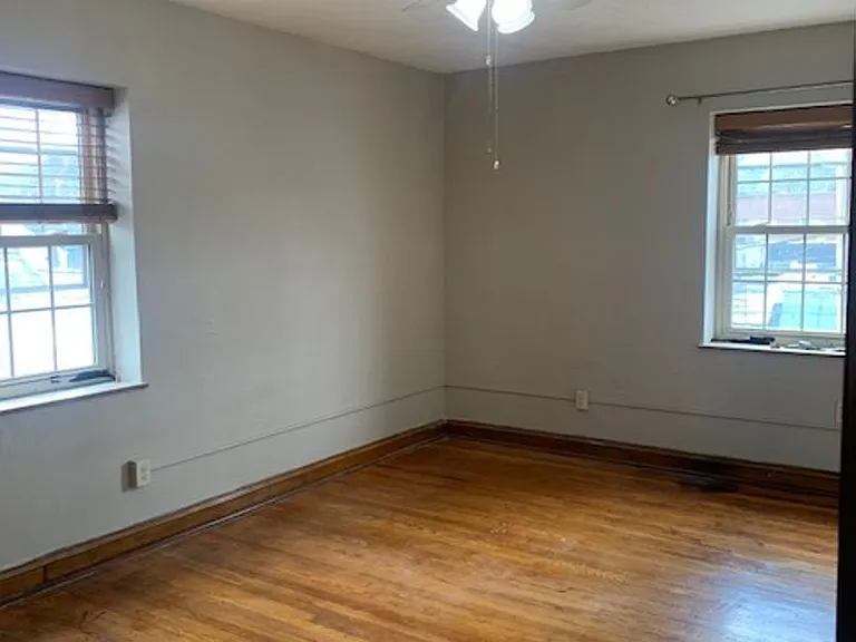 1507 Jackson St — Photo 3
