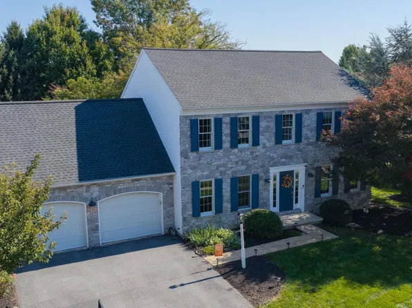 207 Southridge Dr, Lancaster, PA 17602