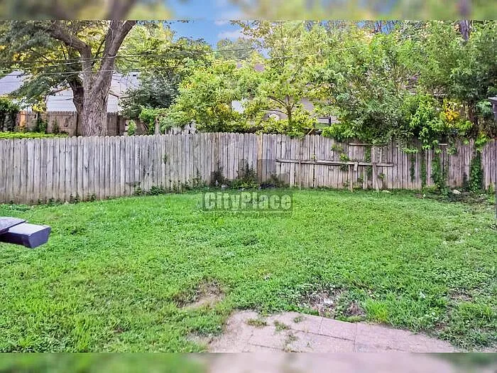 3202 Macarthur Ln — Photo 4