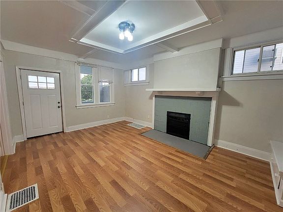 4th image of 3019 Brunot Ave