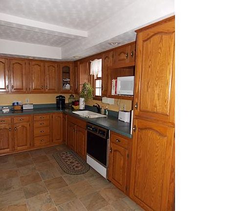 5th image of 16 Parker Avenue