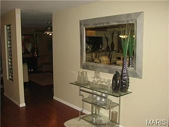 3rd image of 11945 Lakecrest Ln
