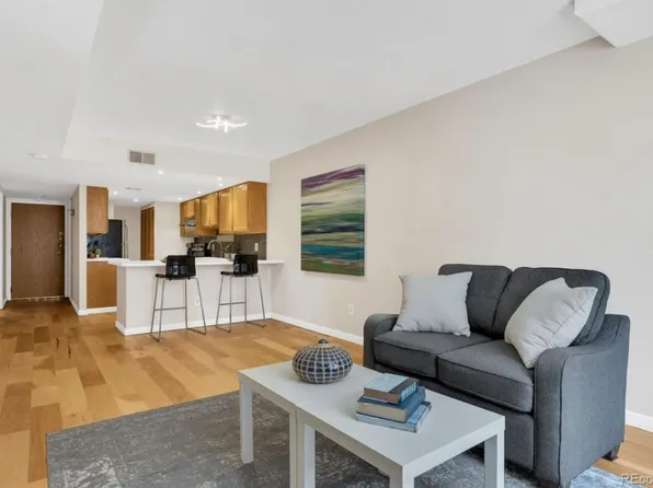 5955 E 10th Ave APT 201, Denver, CO 80220