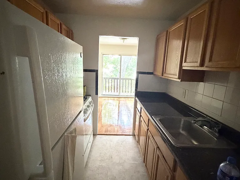 37 Odell Ave #1A — Photo 5