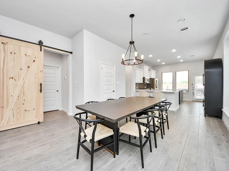 4219 Colony Ln — Photo 11