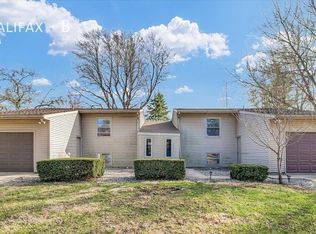 3203 Halifax Dr APT B, Champaign, IL 61822