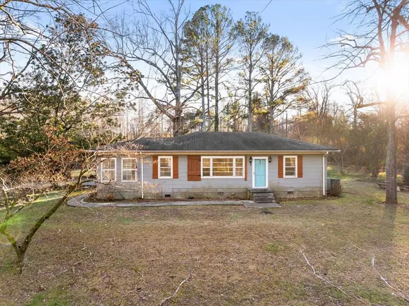 389 Lower Dug Gap Rd SW, Dalton, GA 30720