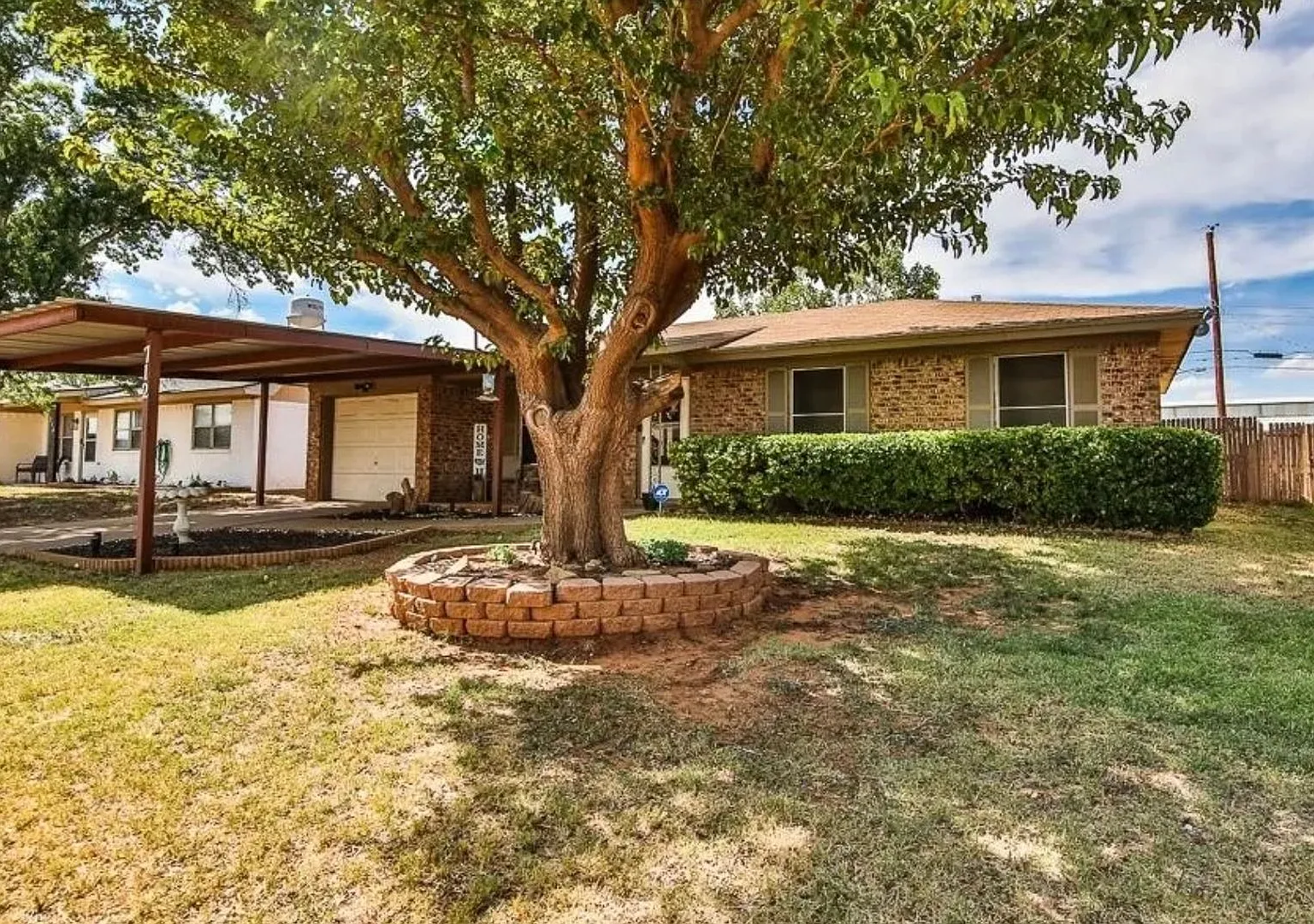 2 bedroom 1 bathroom house in Wolfforth! — Photo 3