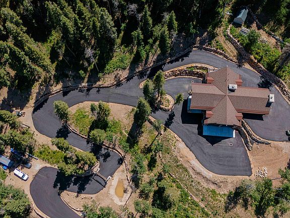 3rd image of 1667 W Tollgate Canyon Rd