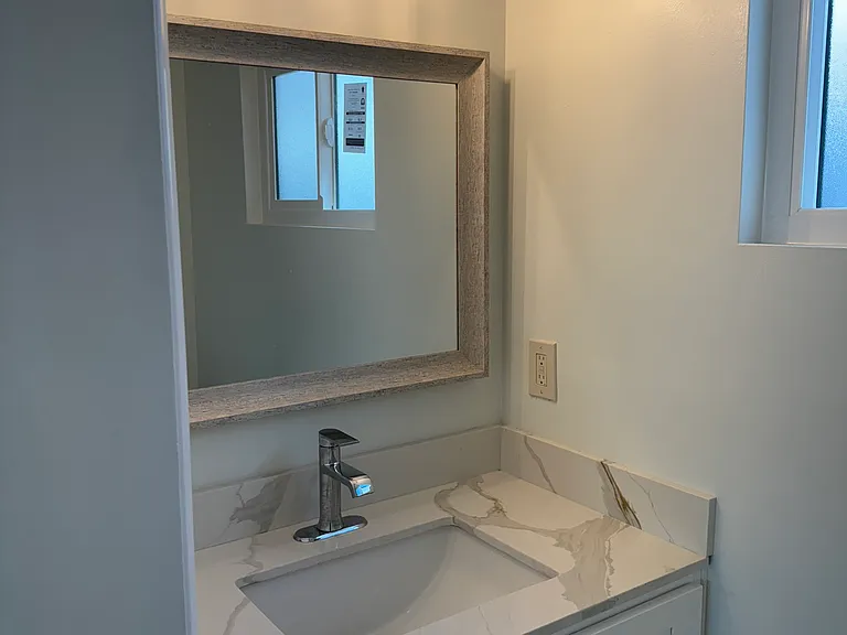 10606 Bryson Ave — Photo 20