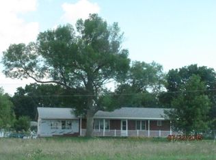 12739 Walnut St, Sterling, IL 61081