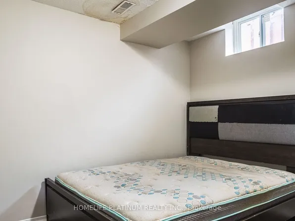 116 Flowertown Ave, Brampton, ON L6X 3Y6